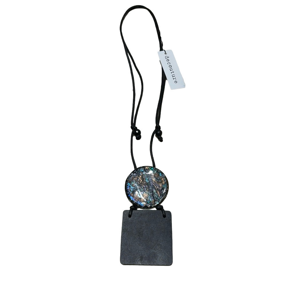 NWT decouture Tosti Pendant Necklace